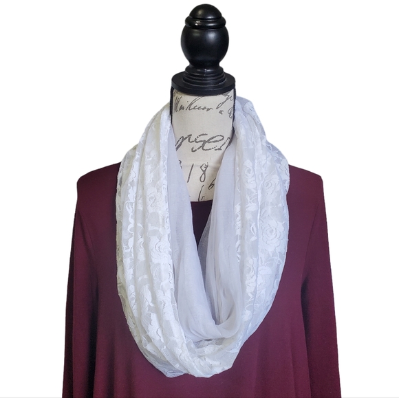 Women's Infinity Scarf White Floral Lace Lightweight All Season Scarf - Picture 1 of 12